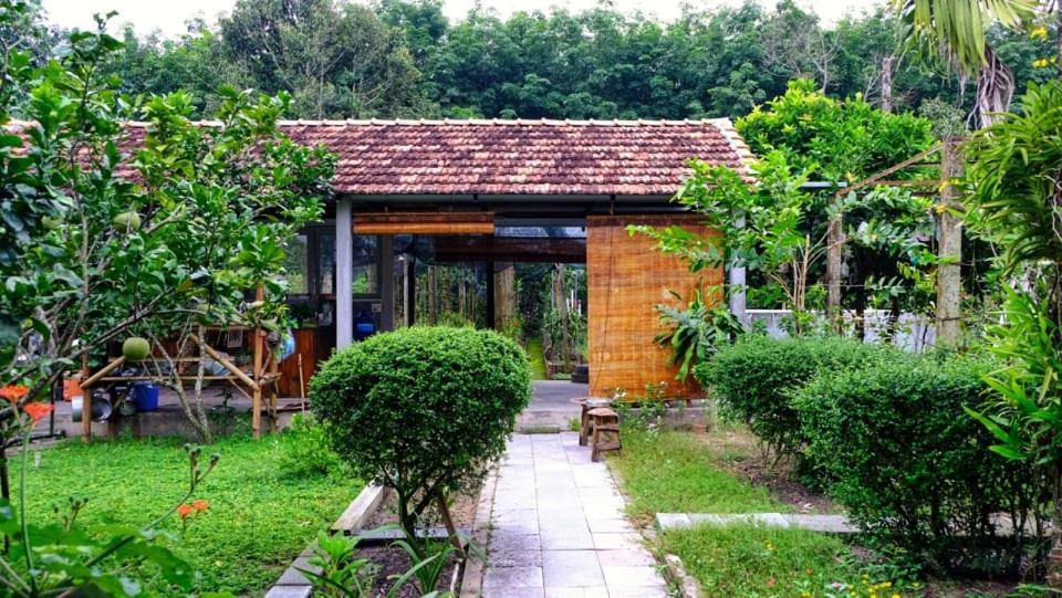 Vuon Nha Ngoai Garden Homestay Bandar Ho Chi Minh Luaran gambar