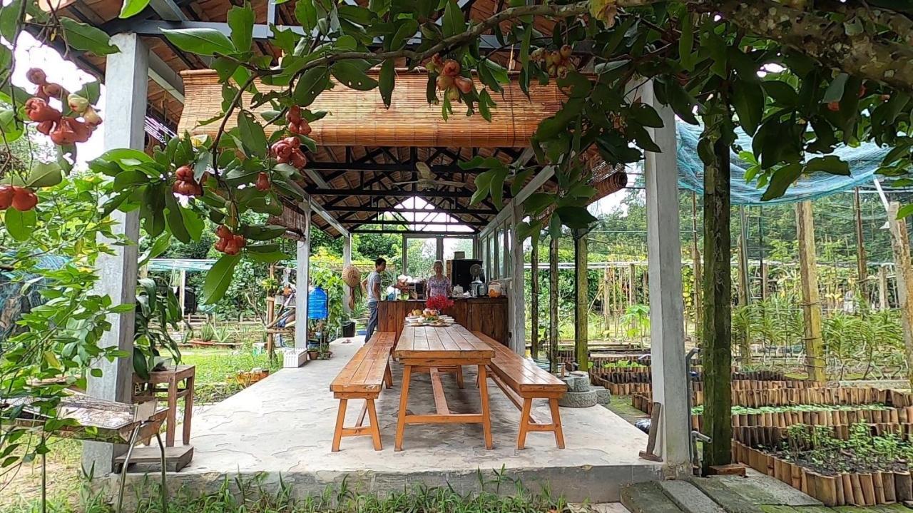 Vuon Nha Ngoai Garden Homestay Bandar Ho Chi Minh Luaran gambar